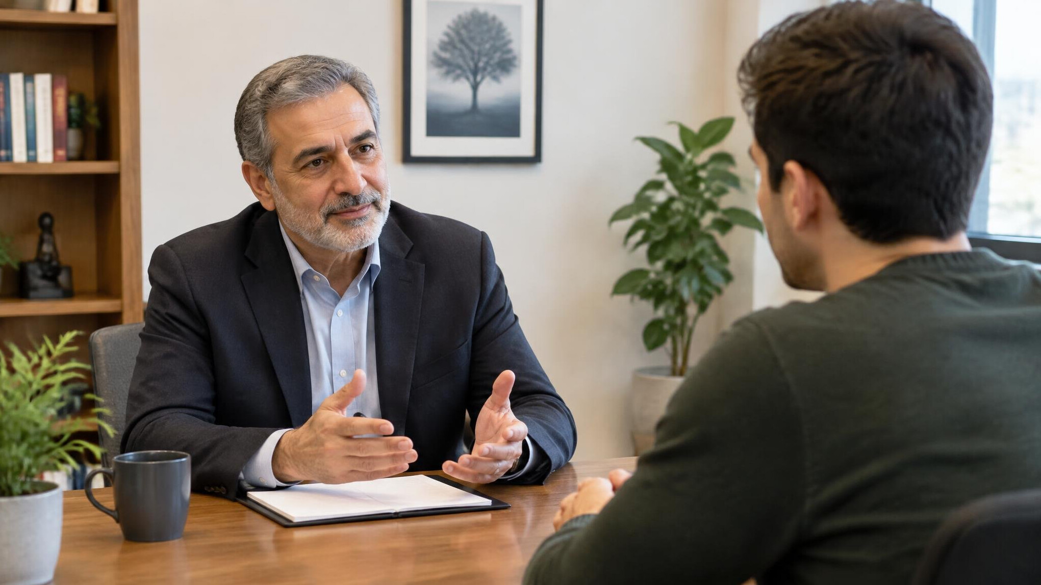 Two Turkish professionals in a mediation coaching session